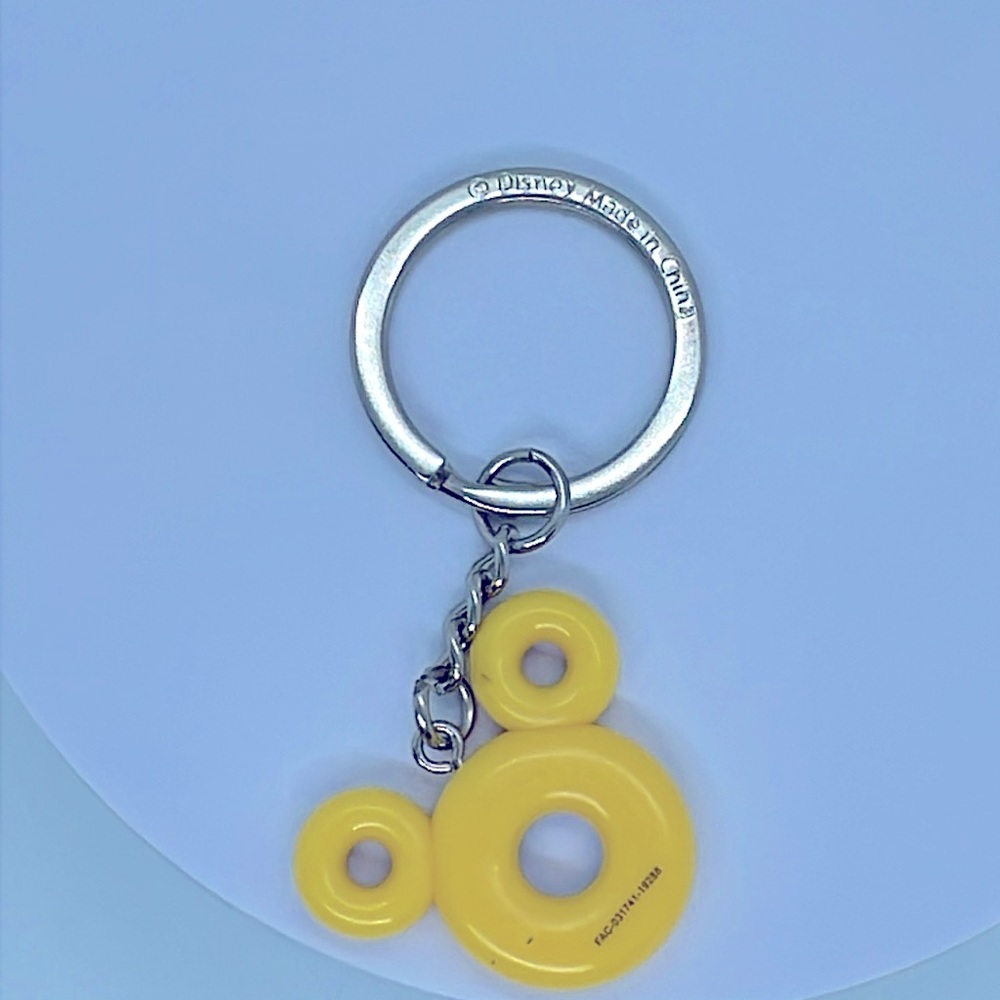 Authentic Disney keychain - Picture 3 of 5